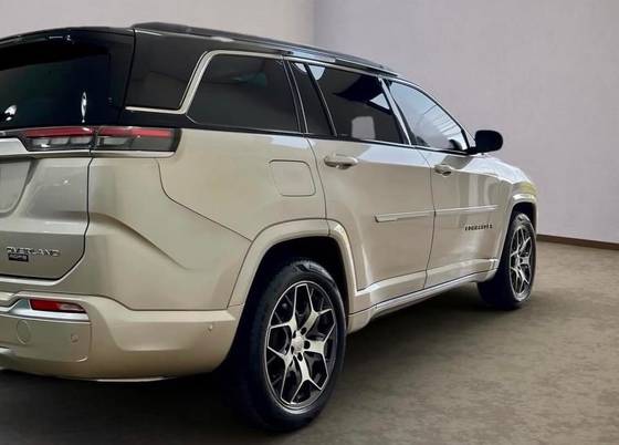 JEEP COMMANDER 1.3 T270 TURBO FLEX OVERLAND AT6